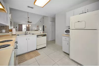7837 Hardwick Drive #327, New Port Richey, FL 34653 - Photo 15