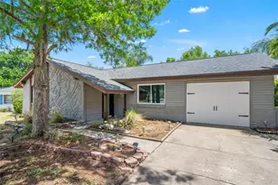 8804 Lincolnshire Dr, Hudson, FL 34667 - Photo 9