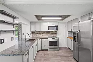 8804 Lincolnshire Dr, Hudson, FL 34667 - Photo 3