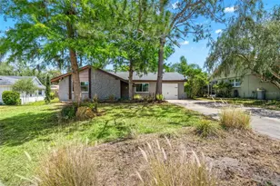 8804 Lincolnshire Dr, Hudson, FL 34667 - Photo 1