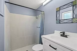 8804 Lincolnshire Dr, Hudson, FL 34667 - Photo 23