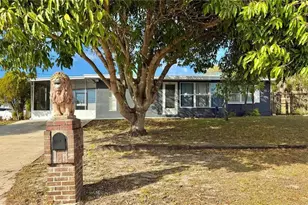 72 Lake Shore Dr, Palm Harbor, FL 34684 - Photo 33