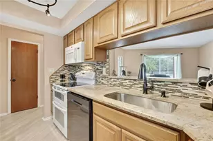 6100 Piedmont Dr, Spring Hill, FL 34606 - Photo 13