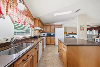 8401 Weatherford Avenue, Brooksville, FL 34613 - Photo 5