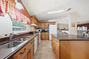 8401 Weatherford Ave, Brooksville, FL 34613 - Photo 5