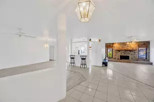 8143 Channel Dr, Port Richey, FL 34668 - Photo 15