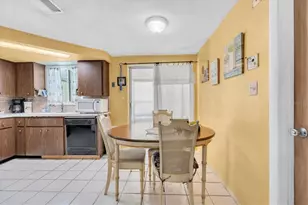 9106 Lunar Ln, Port Richey, FL 34668 - Photo 23