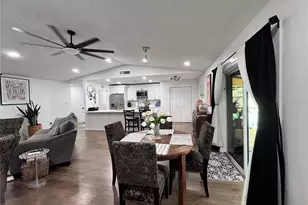 8625 Woodcrest Dr, Port Richey, FL 34668 - Photo 11