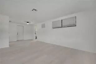 1 E Murray St, Beverly Hills, FL 34465 - Photo 9