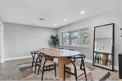 6860 14th Way S, Saint Petersburg, FL 33705 - Photo 5