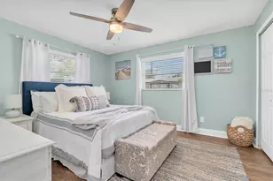 6860 14th Way S, Saint Petersburg, FL 33705 - Photo 19