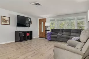 8510 Green St, Port Richey, FL 34668 - Photo 11
