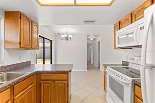 8341 Corney Dr, Port Richey, FL 34668 - Photo 7