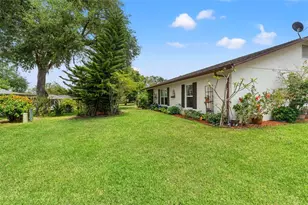 10541 Green Meadow Ln, Port Richey, FL 34668 - Photo 23