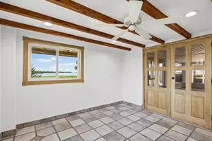 1647 Seabreeze Dr, Tarpon Springs, FL 34689 - Photo 31