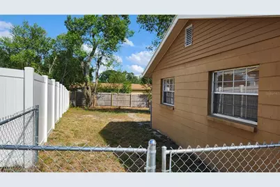 4518 Yorkshire Avenue, Spring Hill, FL 34609 - Photo 5
