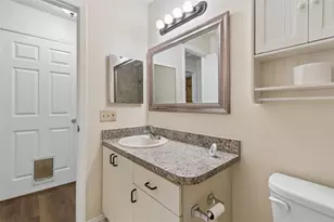 3410 Laurel Dale Dr, Tampa, FL 33618 - Photo 65