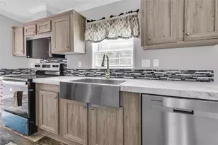 3264 Stephens Blvd, Spring Hill, FL 34606 - Photo 11