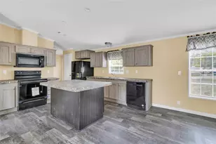 7193 Sealawn Dr, Spring Hill, FL 34606 - Photo 3