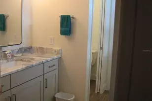 535 Dowling Cir, Lady Lake, FL 32159 - Photo 17