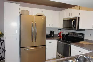 7713 Hillside Ct, Hudson, FL 34667 - Photo 5