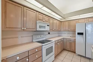 9311 Butler Blvd, Weeki Wachee, FL 34613 - Photo 37