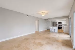 8818 Bay Pointe Dr, Tampa, FL 33615 - Photo 5