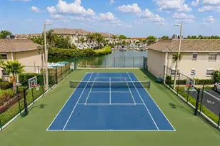 8818 Bay Pointe Dr, Tampa, FL 33615 - Photo 15