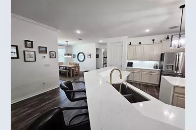 12641 Drakefield Drive, Spring Hill, FL 34610 - Photo 11