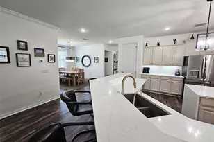12641 Drakefield Dr, Spring Hill, FL 34610 - Photo 11