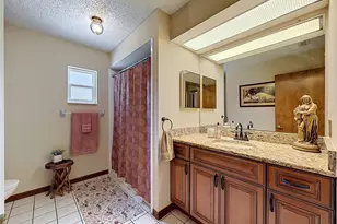 7111 Ricker Ave, Webster, FL 33597 - Photo 25