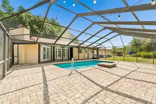 7635 Tanglewood Dr, New Port Richey, FL 34654 - Photo 21