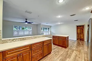 750 Wood St, Dunedin, FL 34698 - Photo 17