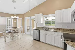 250 Royal Palm Way, Spring Hill, FL 34608 - Photo 13