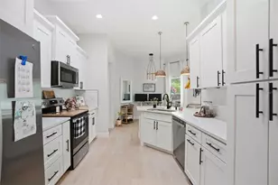 7279 Blackbird Ave, Weeki Wachee, FL 34613 - Photo 25