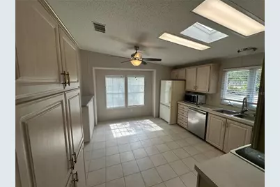 8040 Cessna Drive, Spring Hill, FL 34606 - Photo 21