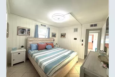 12609 Sunshine Lane, Treasure Island, FL 33706 - Photo 21