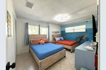 12609 Sunshine Lane, Treasure Island, FL 33706 - Photo 23