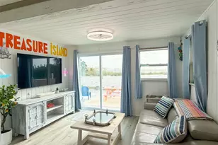12609 Sunshine Ln, Treasure Island, FL 33706 - Photo 33