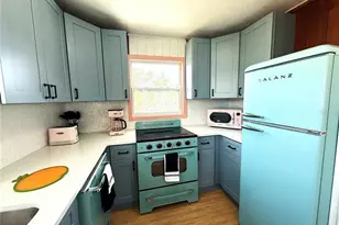 12609 Sunshine Ln, Treasure Island, FL 33706 - Photo 17