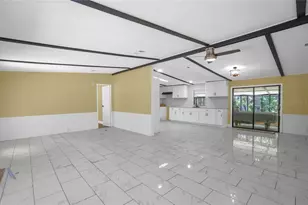 6550 SE Debra Ave, Inglis, FL 34449 - Photo 5