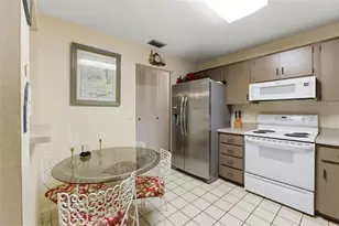 10636 Salamanca Dr, Port Richey, FL 34668 - Photo 11