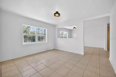 773 W Harbor Drive S, Saint Petersburg, FL 33705 - Photo 11