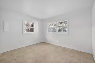773 W Harbor Dr S, Saint Petersburg, FL 33705 - Photo 23
