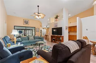 409 Candlestone Ct, Spring Hill, FL 34609 - Photo 15