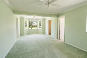 6173 Ocean Pines Ln, Spring Hill, FL 34606 - Photo 9