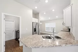 5524 Ocean Breeze Dr, Spring Hill, FL 34609 - Photo 11