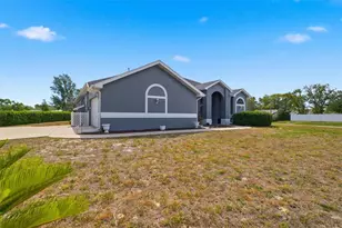 6101 Krista Dr, Spring Hill, FL 34609 - Photo 51