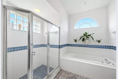 6101 Krista Drive, Spring Hill, FL 34609 - Photo 17
