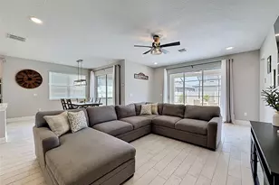 33163 Sycamore Leaf Dr, Wesley Chapel, FL 33545 - Photo 21